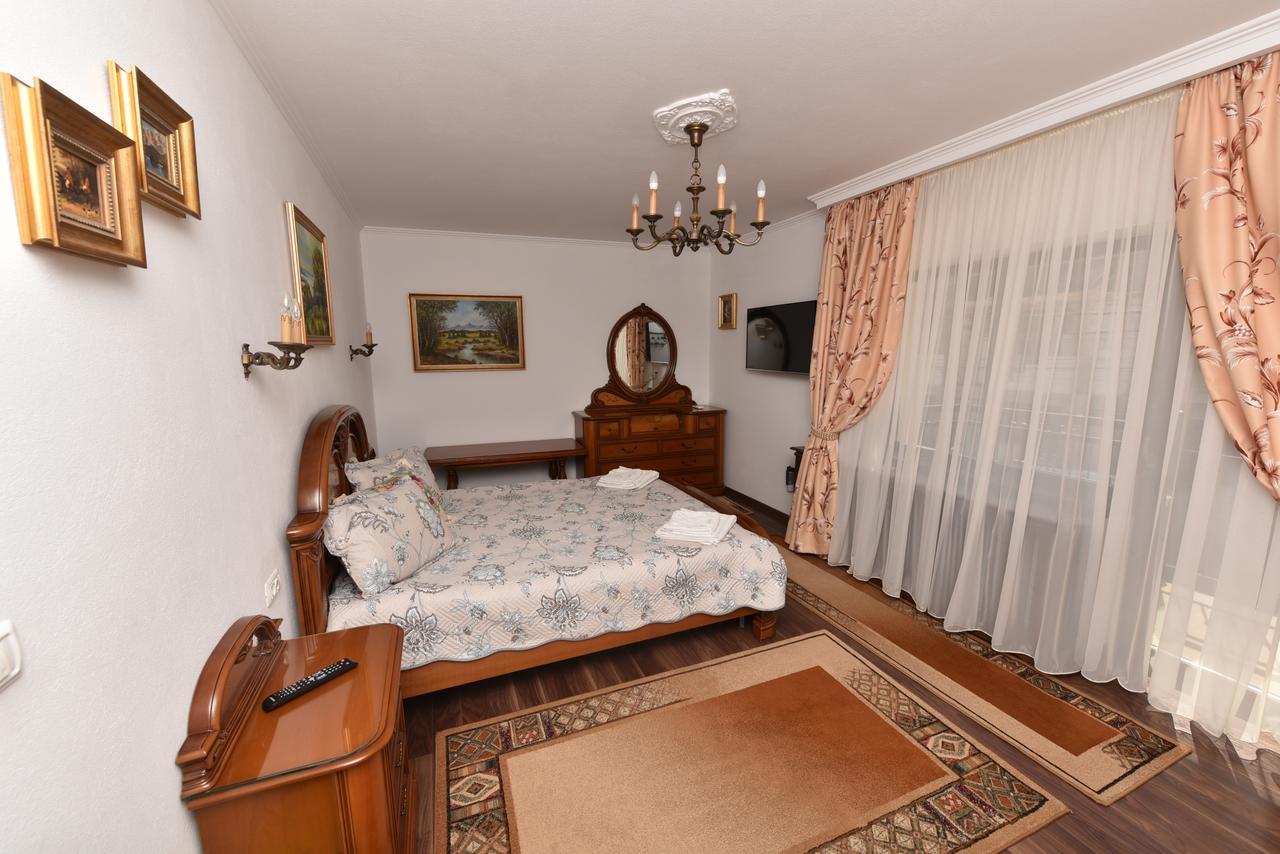Casa Andrei Hotel Orsova Exterior photo