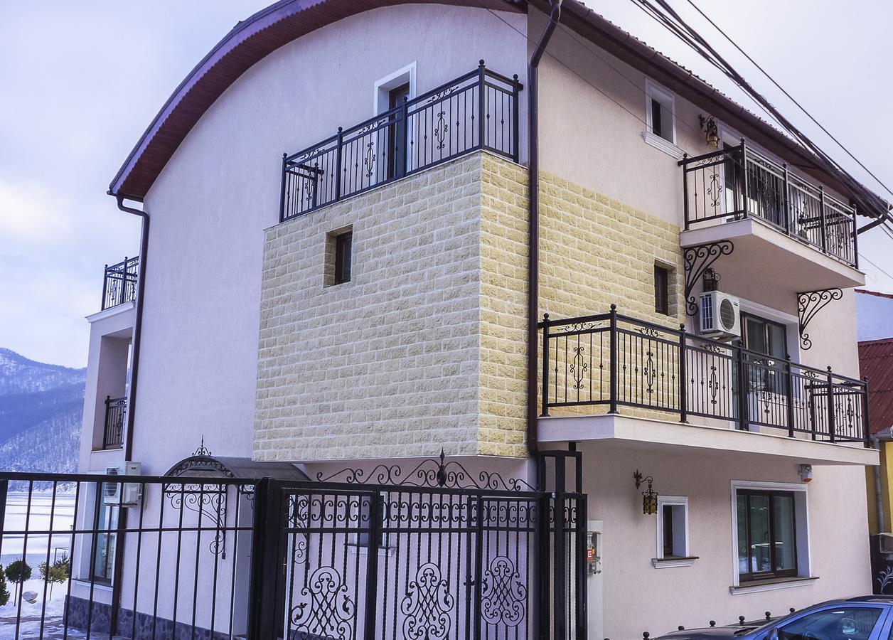 Casa Andrei Hotel Orsova Exterior photo